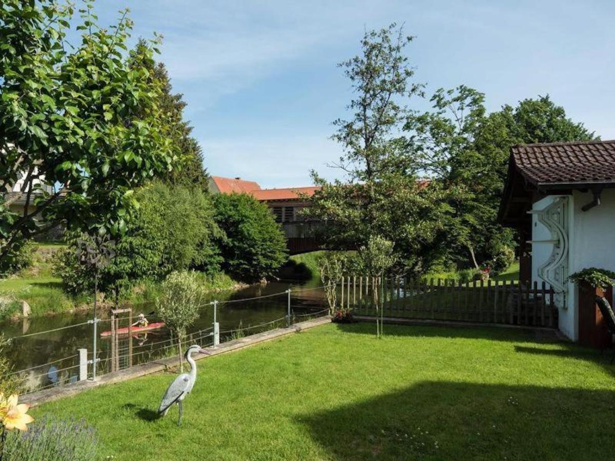 Haus Schussenblick Dg Appartement Eriskirch Buitenkant foto