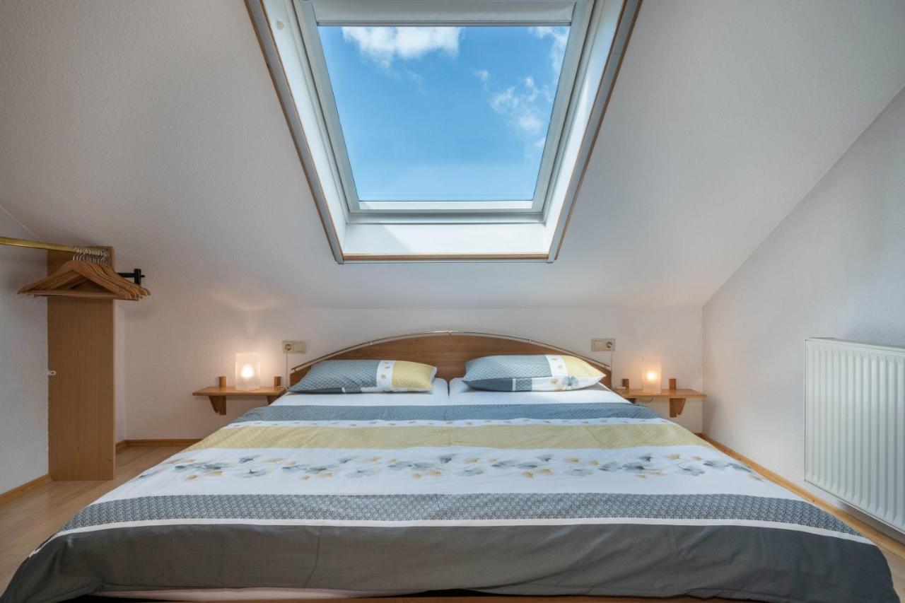 Haus Schussenblick Dg Appartement Eriskirch Buitenkant foto